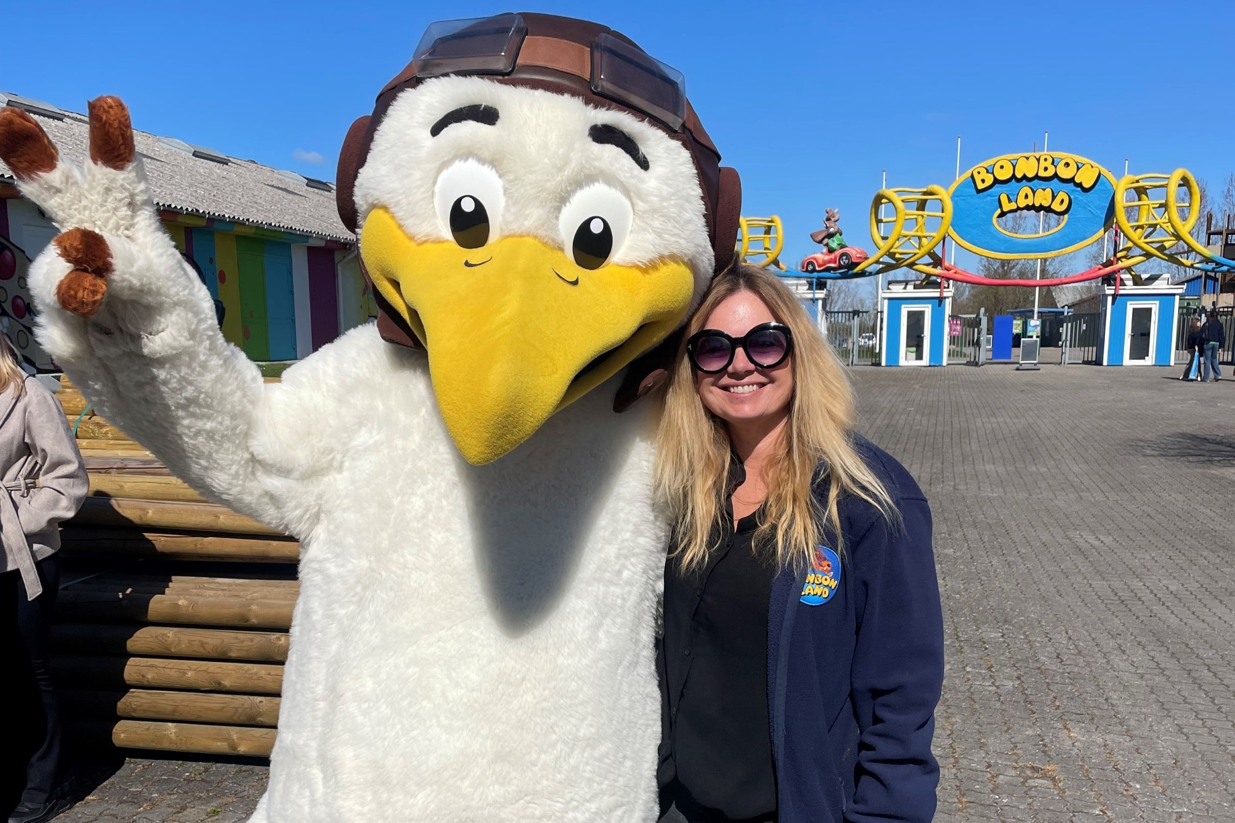 Kommunikationschef Mette Christina Nielsen med Åge Mågeklat glæder sig til åbning 2. maj. Foto: BonBon-Land