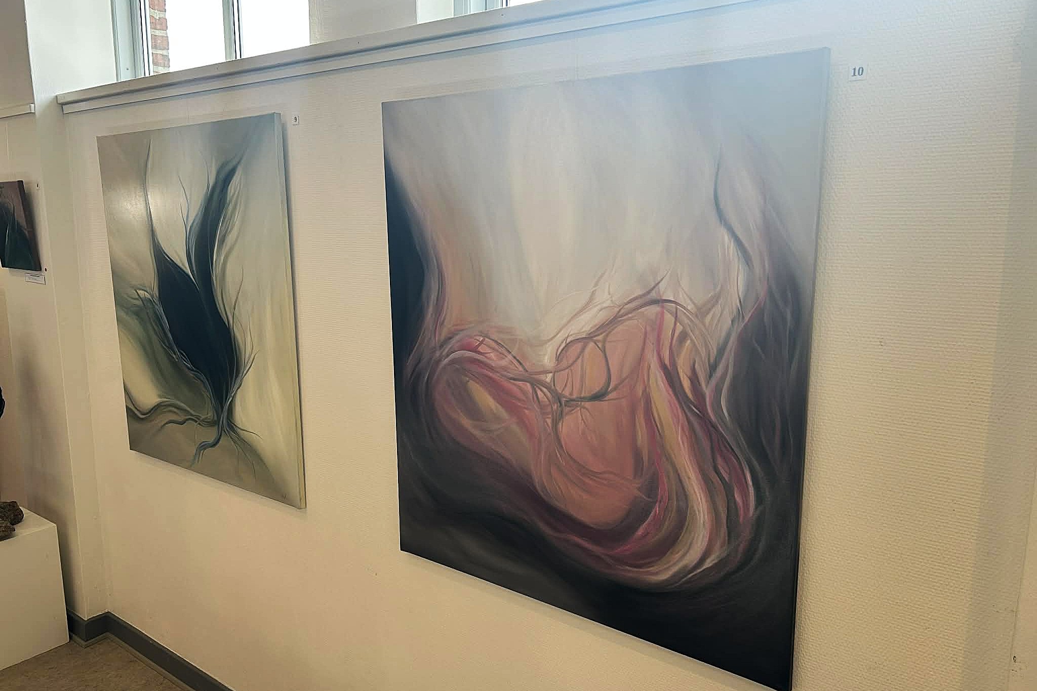 Maleriet Butterflies af Nina Augustinussen. Foto: John Ringstrøm