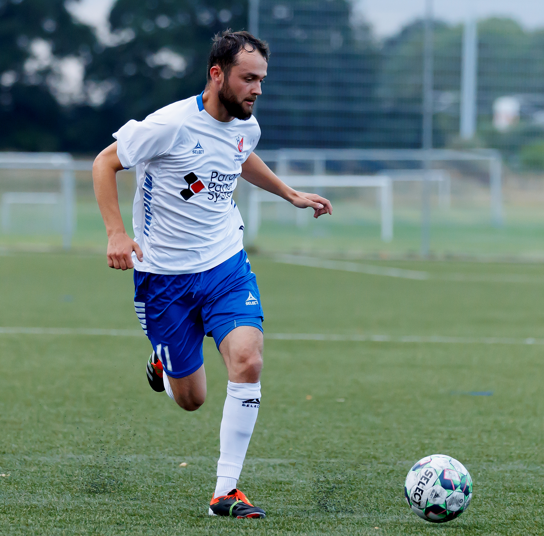 Magnus Kristensen reducerede til 2-3 mod slutningen. Foto: HG Fodbold