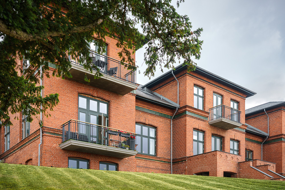 Amtmandsgården er blevet flot renoveret efter William Tolstrups tegninger. Foto: Presse