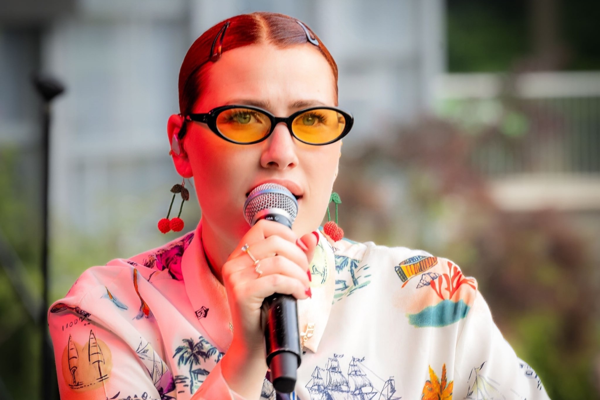 Sideløbende med sin musik-karriere skal Emma Winther være kreativ med blok og kamera for naestved.nu. Foto: Privat