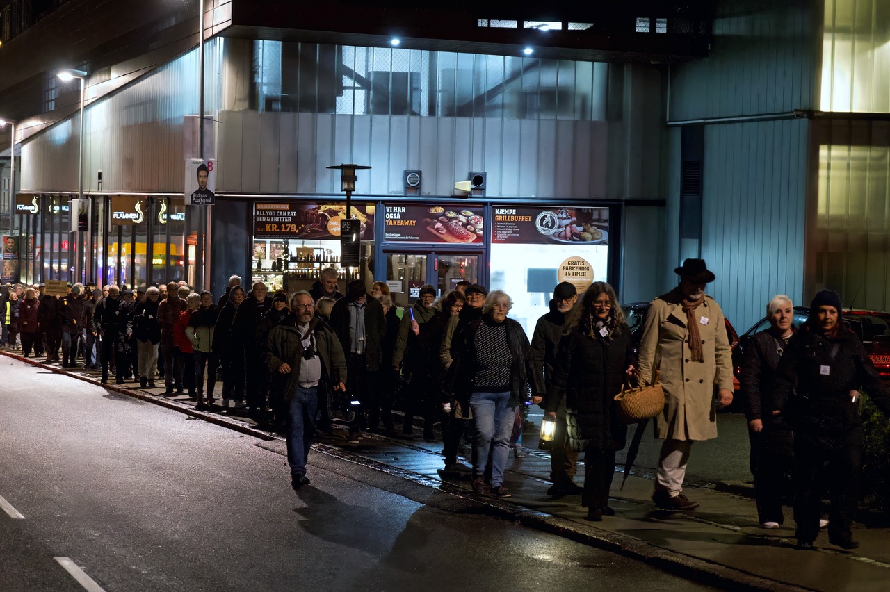 Borgerne kom i optog til Teatergade fra Rådmandshaven. Foto: Christian Brøndum
