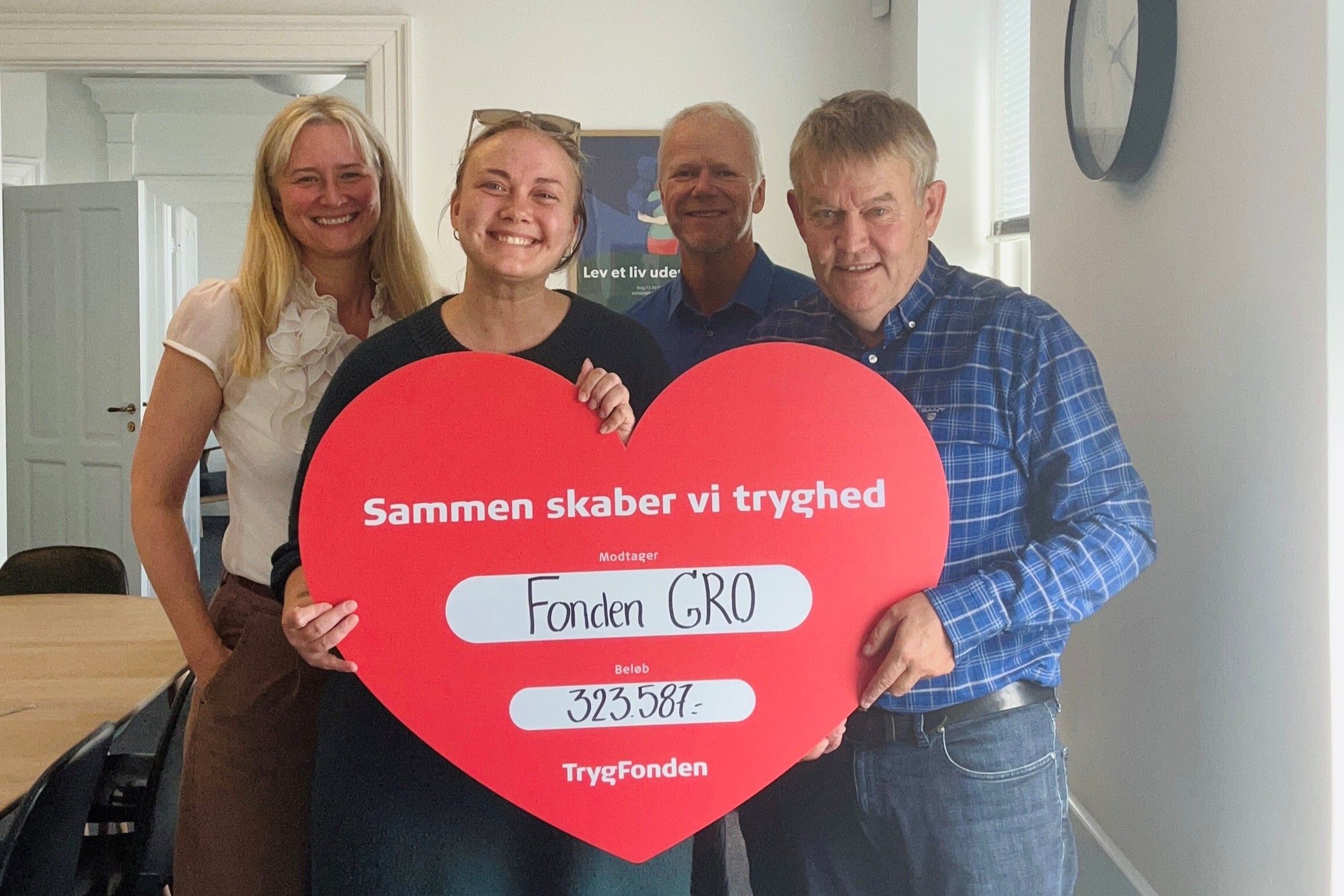 Fra venstre: Stifter og leder af Fonden GRO Signe Berner Kruuse, Videns- og udviklingskonsulent på Fonden GRO Lise Storch, og de to repræsentanter fra TrygFonden Kenny Kragesand og Lars Erik Clausen.