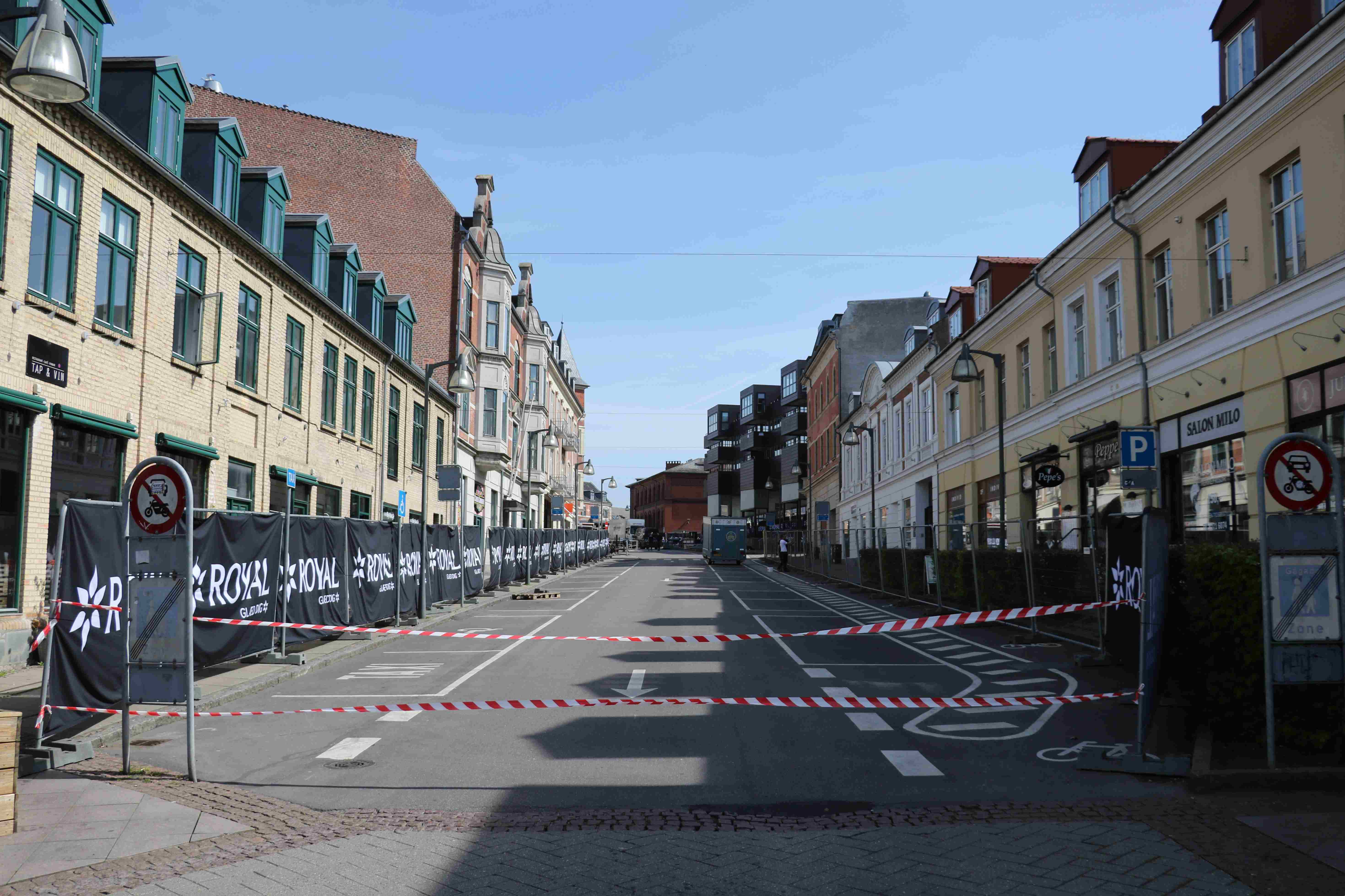 Der bliver gang i den i Jernbanegade, når Gadefesten indledes fredag kl. 16. Foto: John Ringstrøm