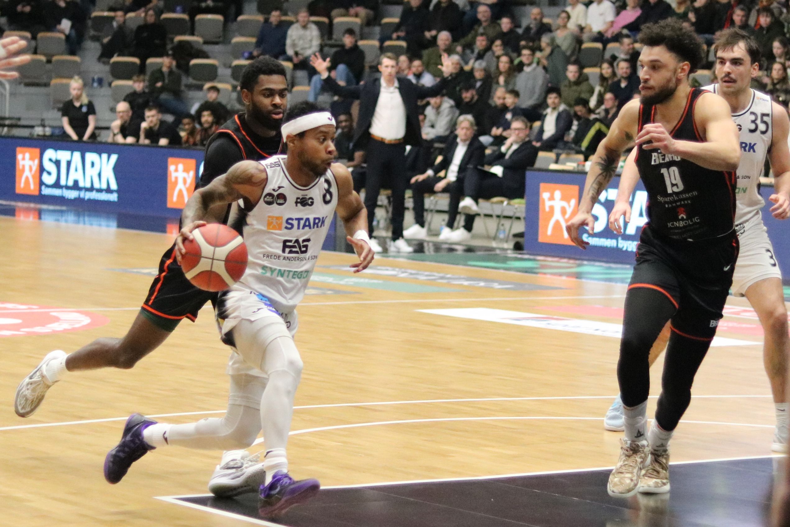 Tyler Harris var flyvende i fjerde periode. Foto: John Ringstrøm