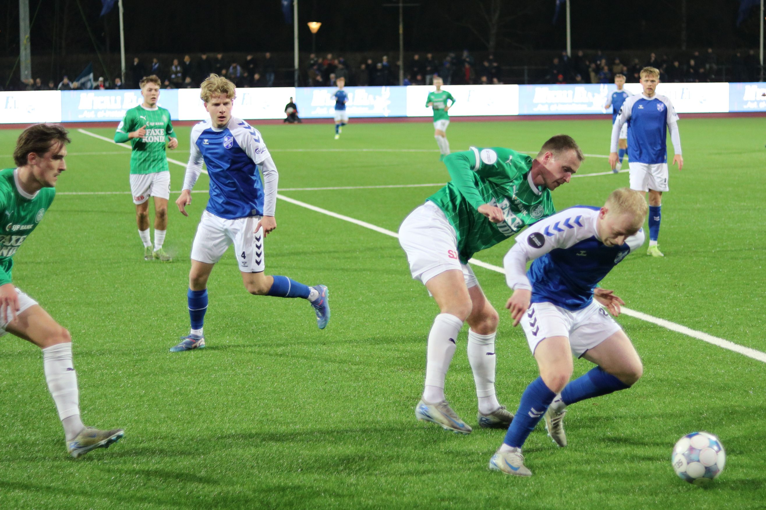 Næstved-anfører Mark Kongstedt i kamp om bolden. Foto: John Ringstrøm