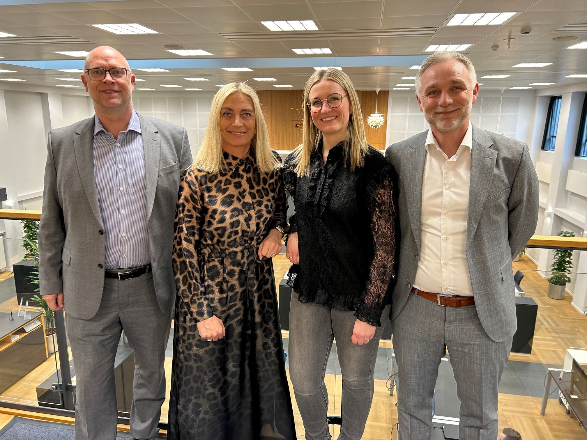 Ledelsen i AL Sydbank Næstved er fra venstre områdedirektør Kasper Bæk, privatdirektør Kristina Bruhn, privatchef Majken Thomsen og Private Banking-direktør Morten Berg. Foto: John Ringstrøm