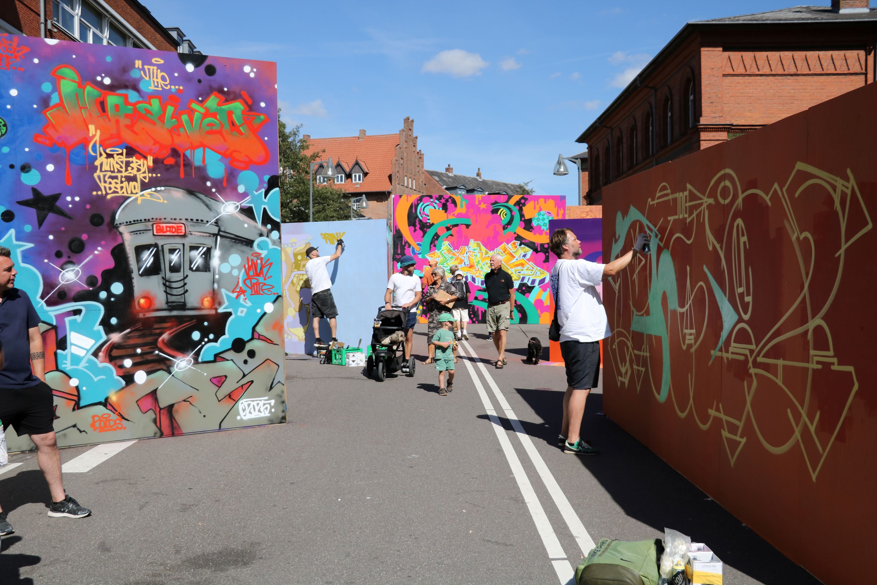 Grafittikunst er en af Næstveds største turistattraktioner. Foto: John Ringstrøm