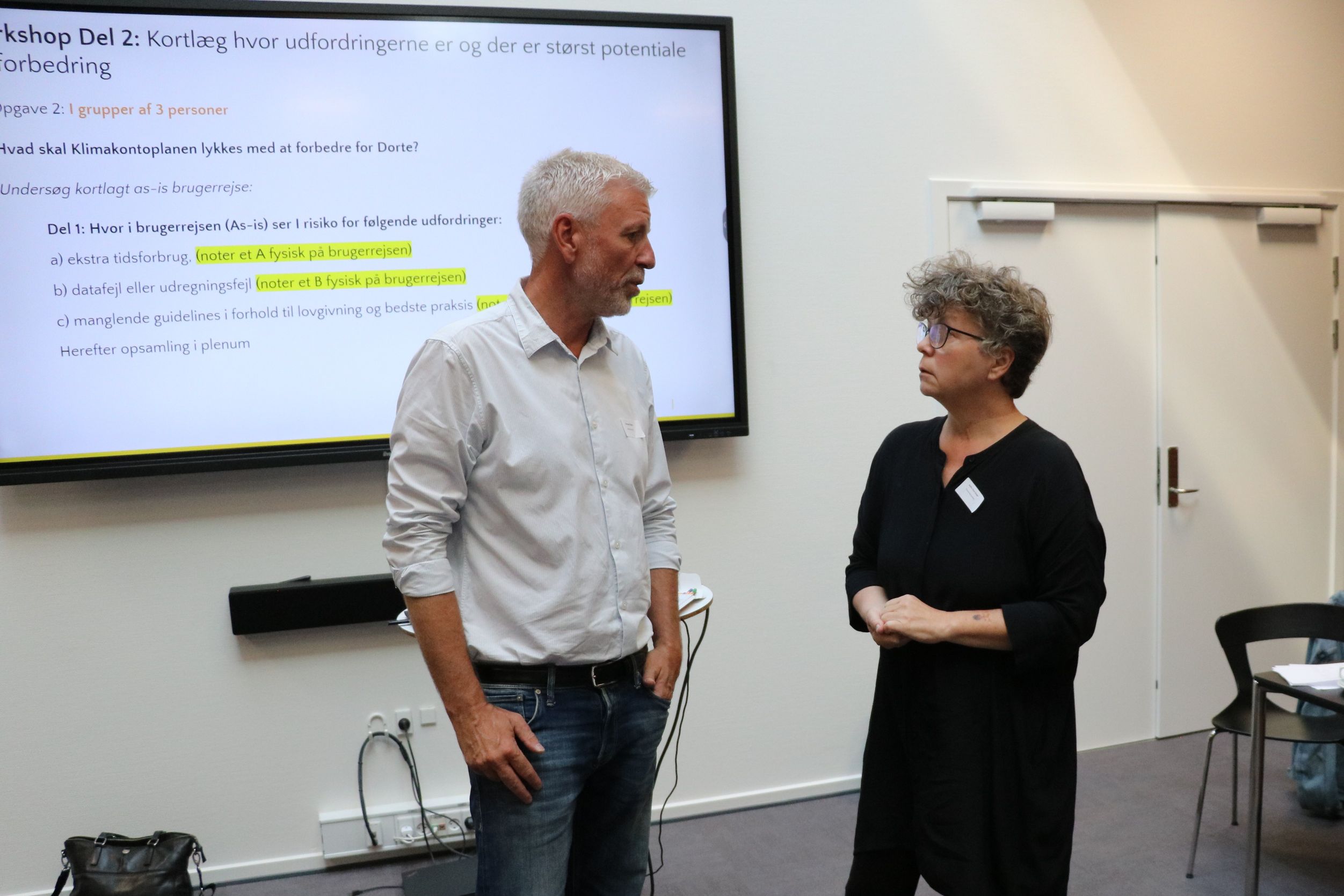 Michael Elgaard og Anita Ikast Drejer vender formiddagens forløb. Foto: John Ringstrøm