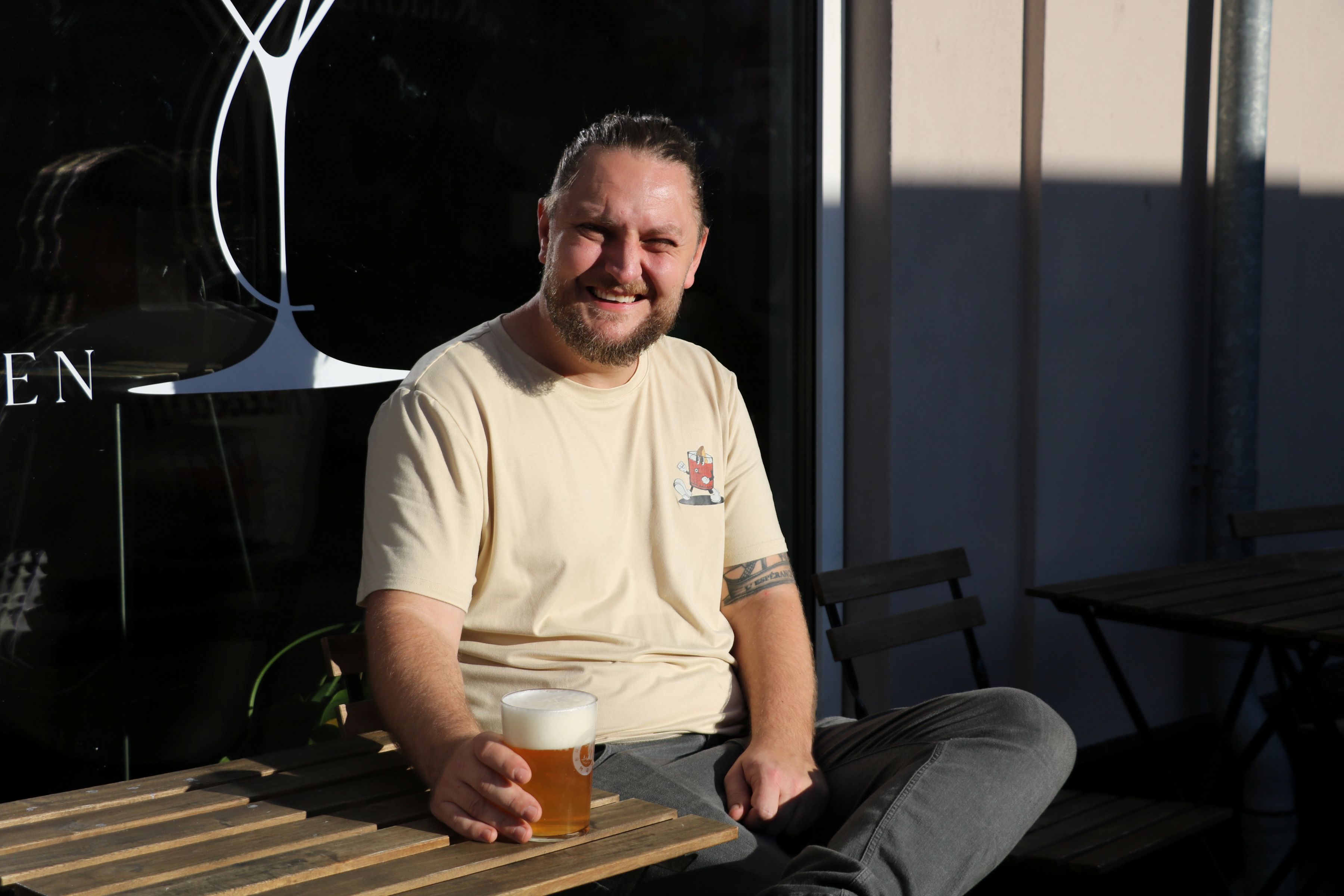 Morten Høgh har flere ting på programmet i sin Høgh's Cocktailbar. Foto: John Ringstrøm