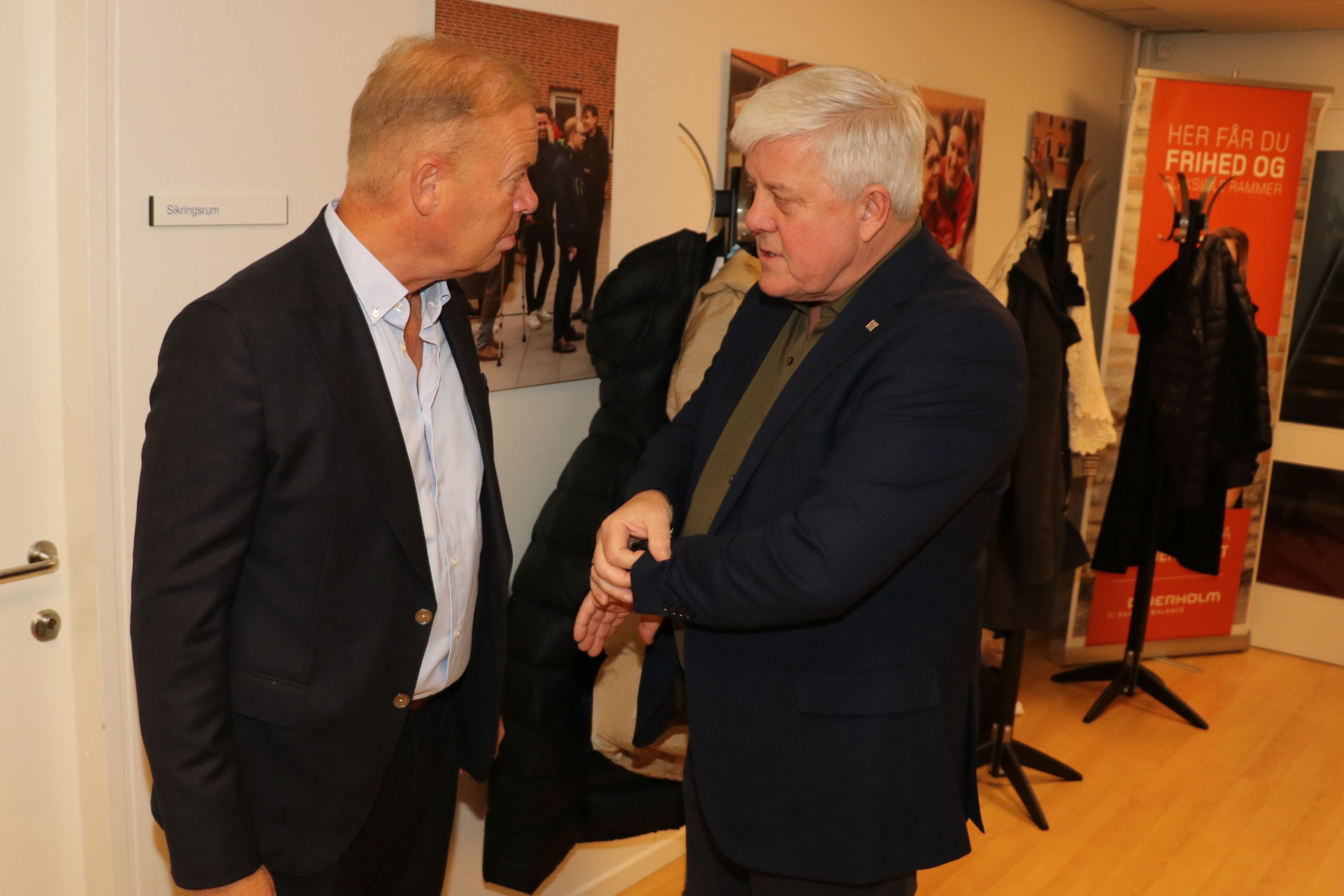 Blandt gæsterne var Ole Haupt (th) fra MercoPrint. Foto: John Ringstrøm