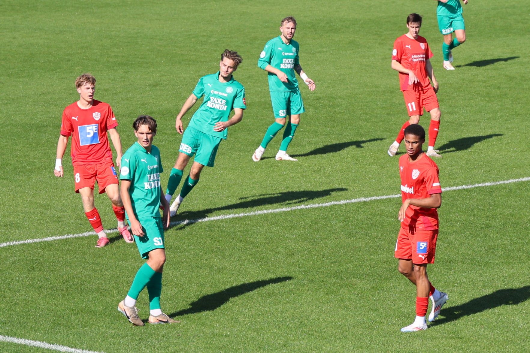 Jes Palsmark (t.v.) spillede en fin kamp for Næstved. Foto: John Ringstrøm