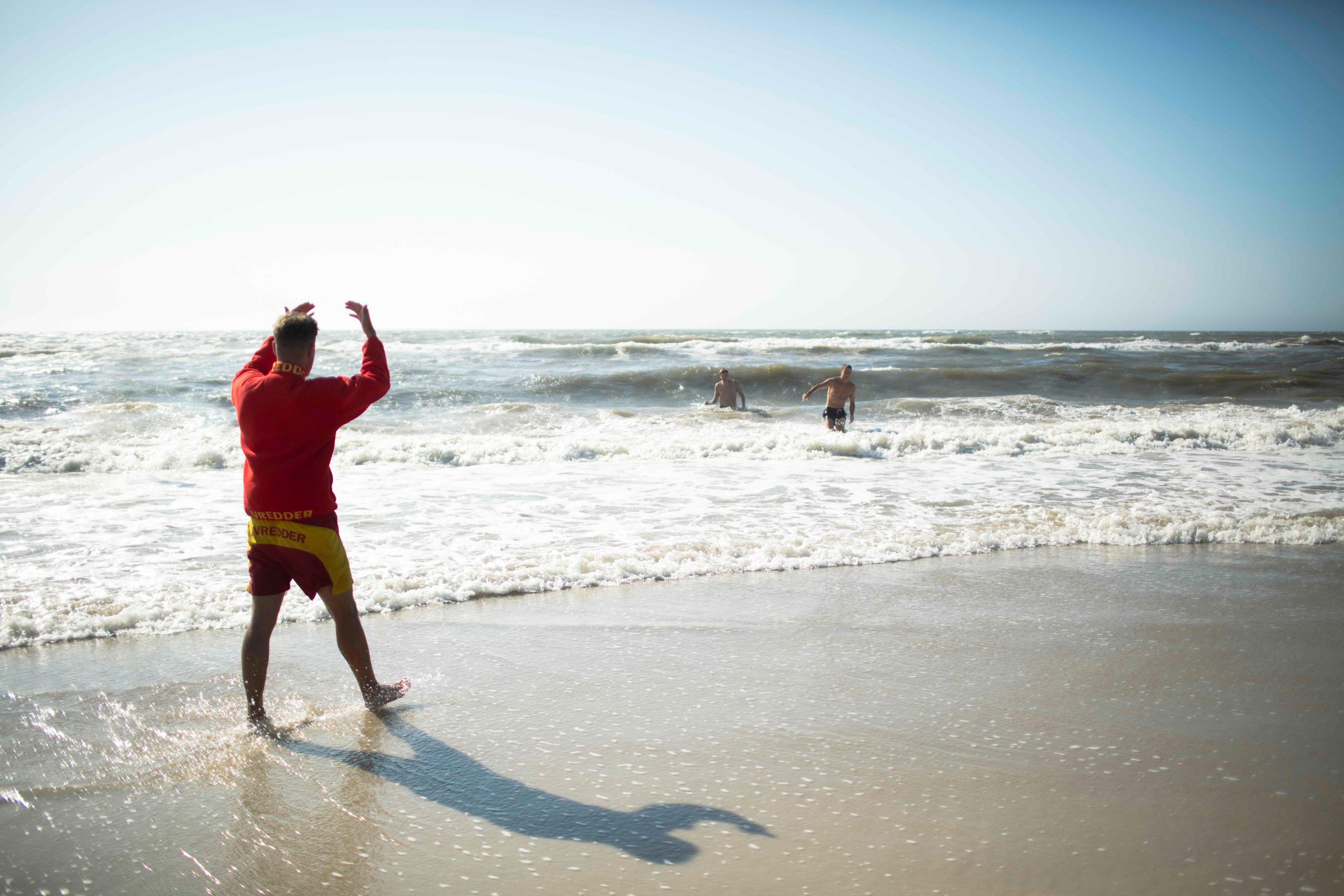 Livredderne fra TrygFonden Kystlivredning er på strandene frem til og med onsdag 20. august. Foto: Presse