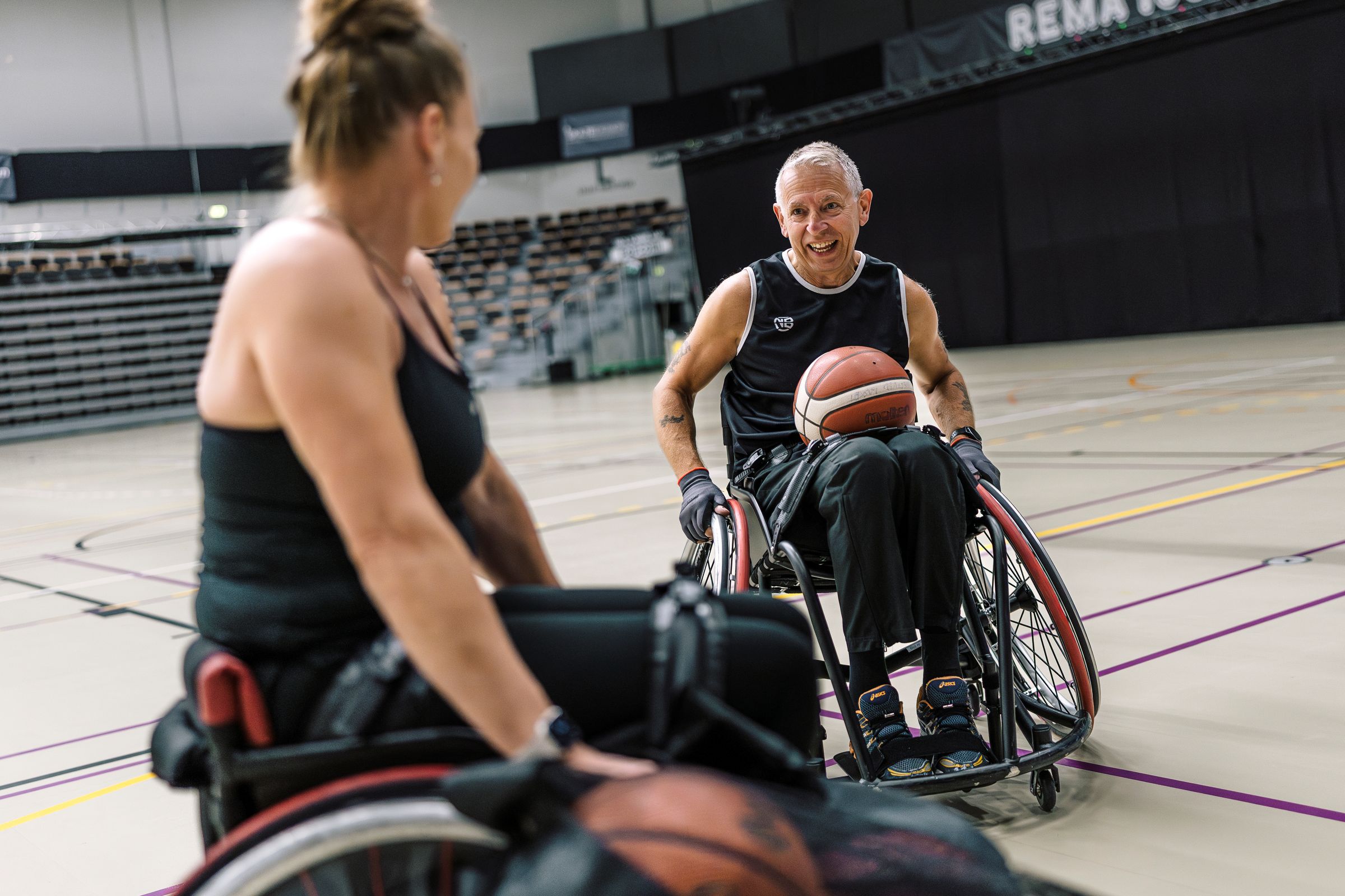 Kørestolsbasket giver smil på læben. Foto: Thomas Lekfeldt