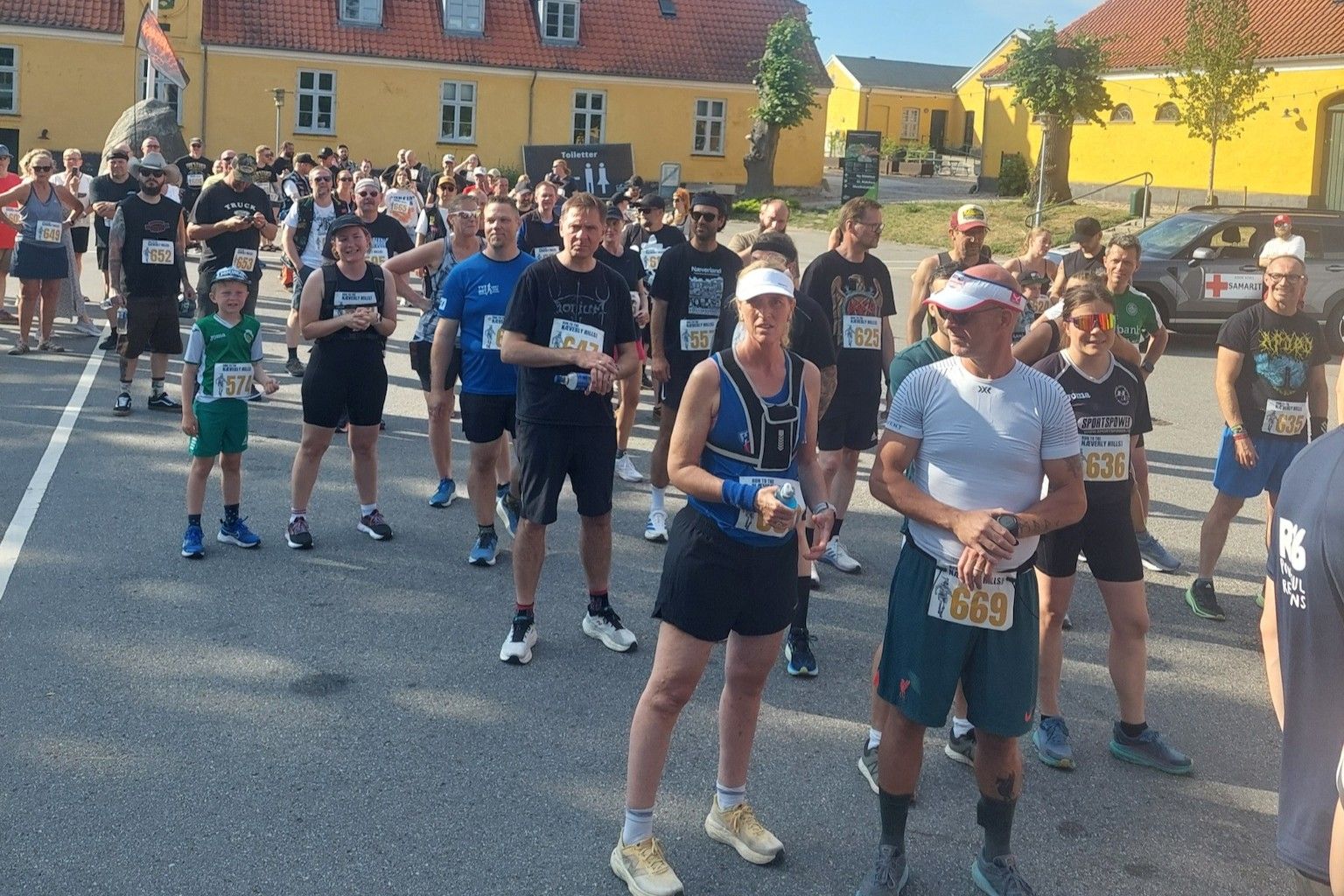 Over 200 deltagere var med i Run to the Næverly Hills. Foto: Privat