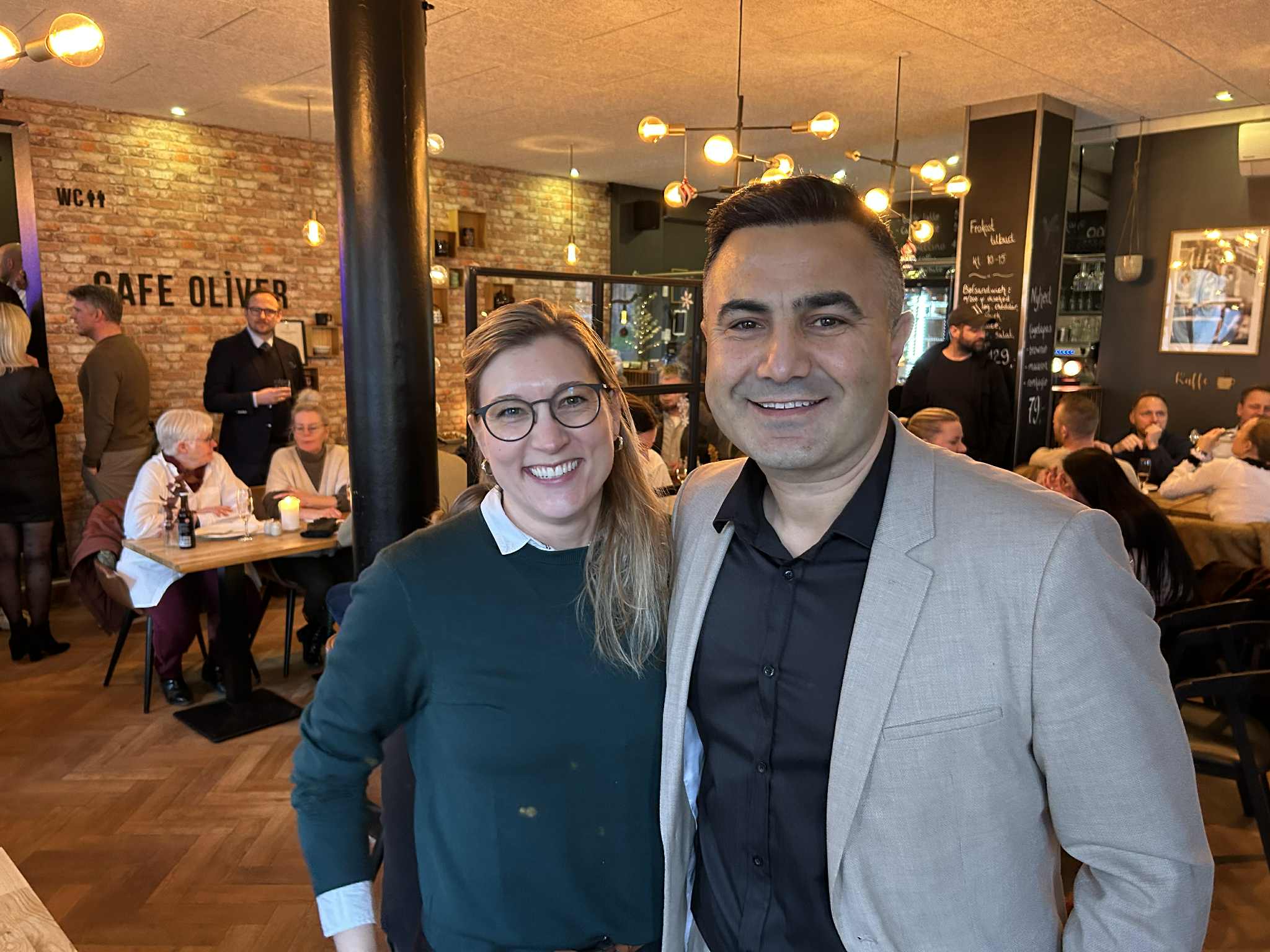 Sanne og Süleyman Yücel kan se frem til at få mere tid sammen, efter "Sulle" har solgt Café Oliver. Foto: John Ringstrøm