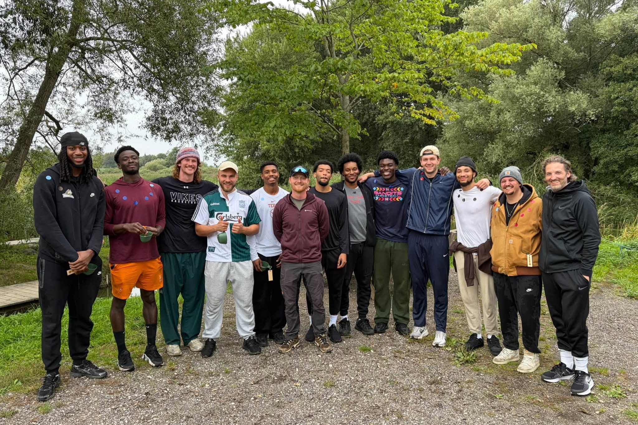 Basket-truppen fik testet kammeratskabet på en dag ved Susåen. Foto: Team FOG Næstved