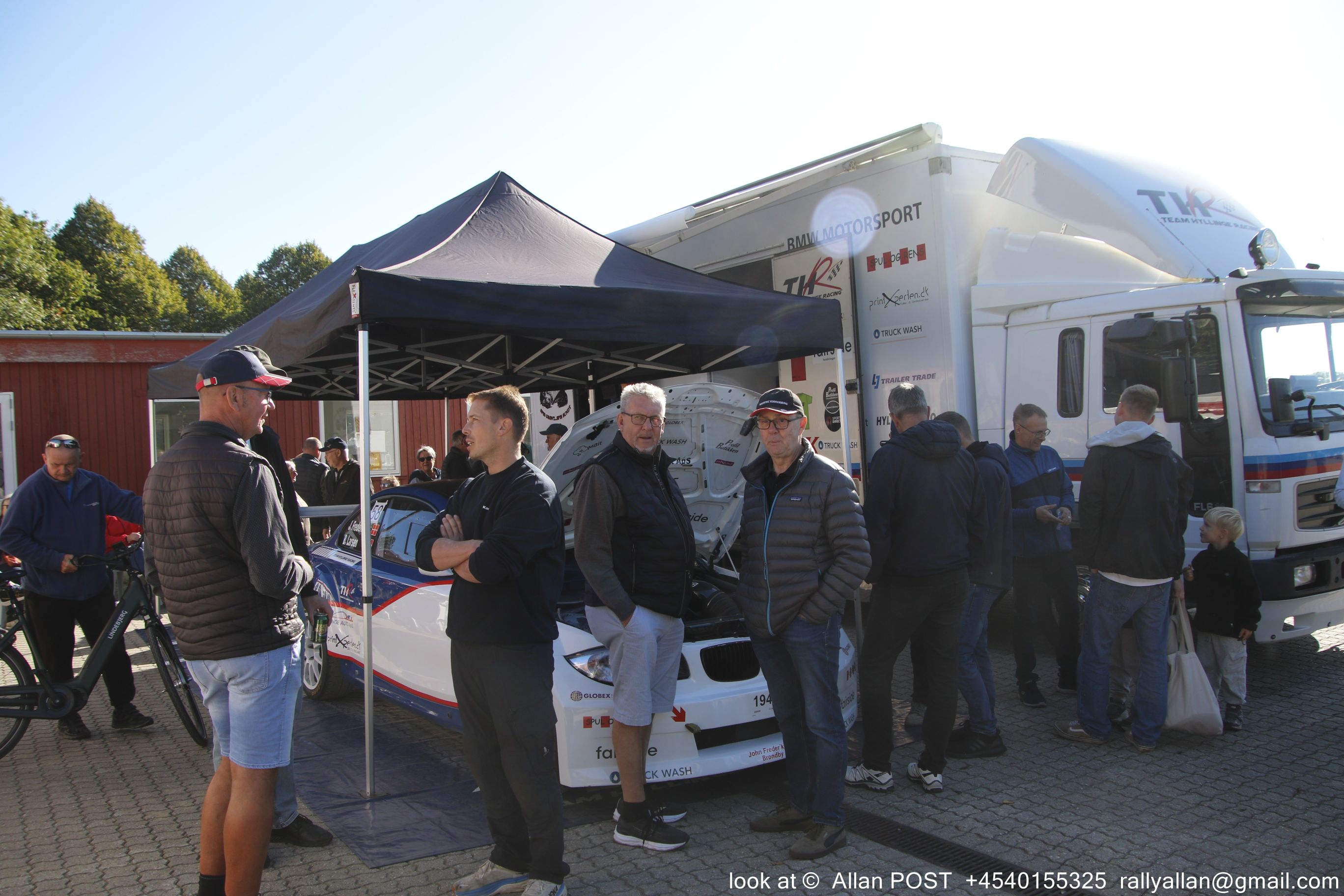 Masser af gæster samledes i Team Hyllinge Racings lejr for at sige farvel til "Lodsen". Foto: Allan Post