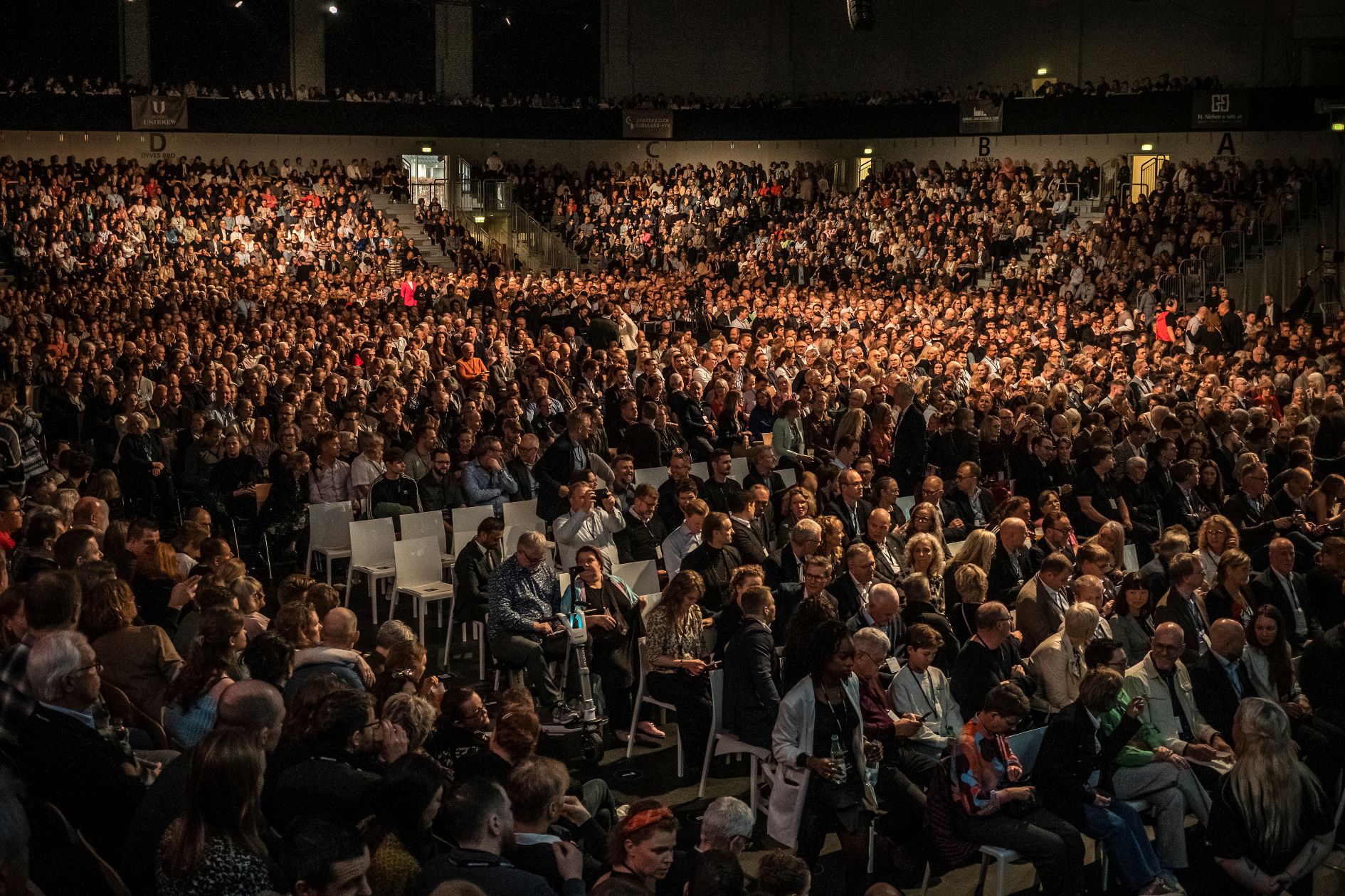 Arena Næstved tiltrak tusindevis af mennesker, da Barack Obama gæstede byen i 2024. Foto: Thomas Vilhelm