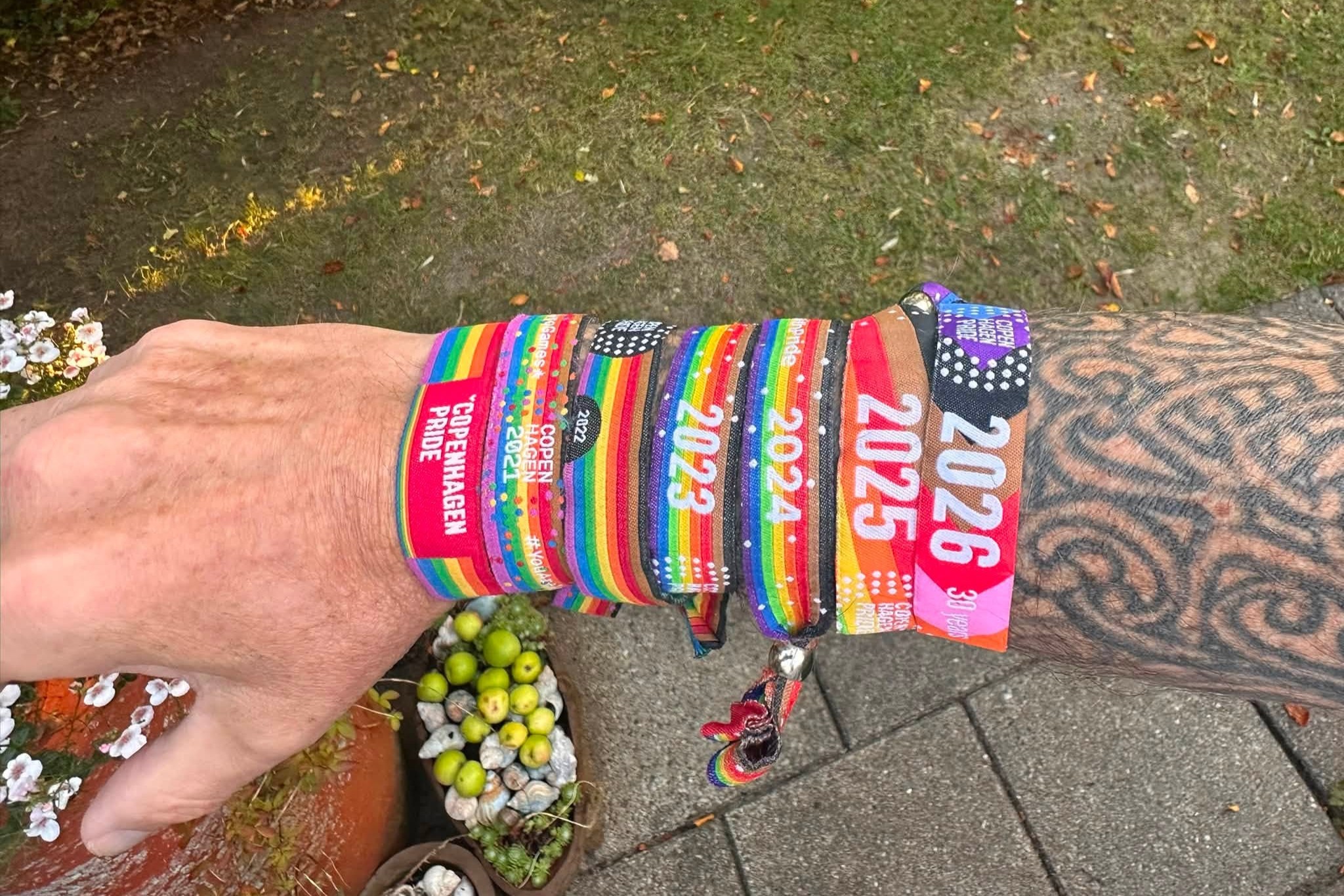 Måske er der et armbånd mere på vej næste sommer, hvor Næstved Pride efter planen ser dagens lys. Foto: Privat